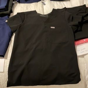 Figs Women’s Catarina One Pocket Scrub Top